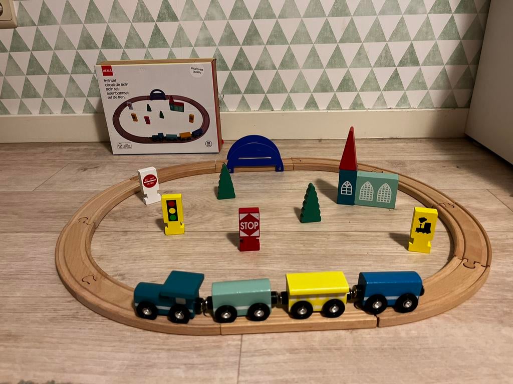 Hema treinset, Kinderen en Baby's, Ophalen, Zo goed als nieuw