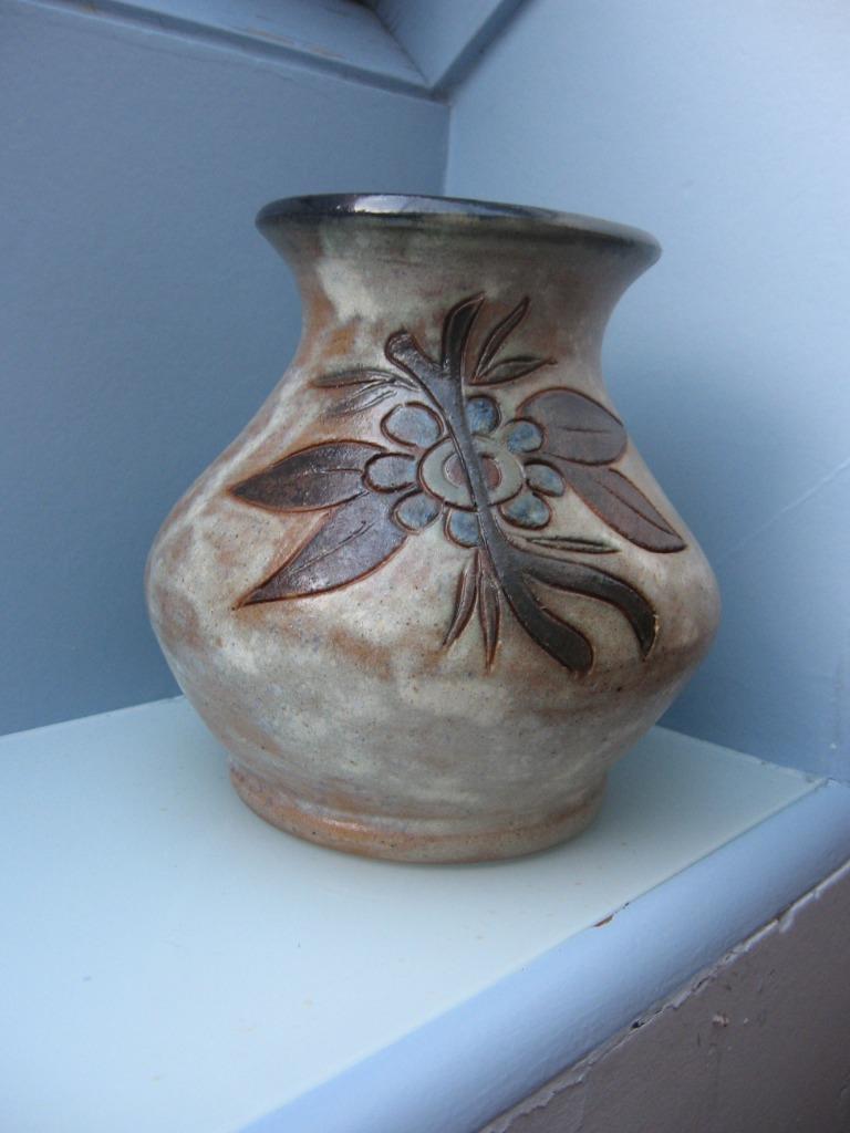 Vase Vintage en grès décoré. Dimensions : 14 cm de hauteur s, Enlèvement ou Envoi, Neuf, Autres couleurs, Autres matériaux