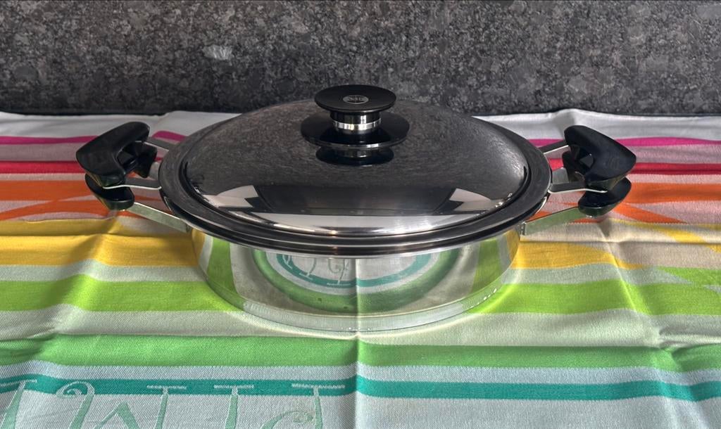 Casseroles AMC saucepans pannen, Inox, Enlèvement ou Envoi, Ensemble de casseroles, Plaque céramique