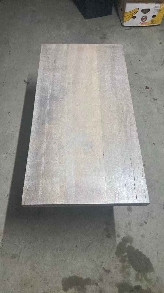 Houten salontafel met ijzeren poten in x vorm, Enlèvement