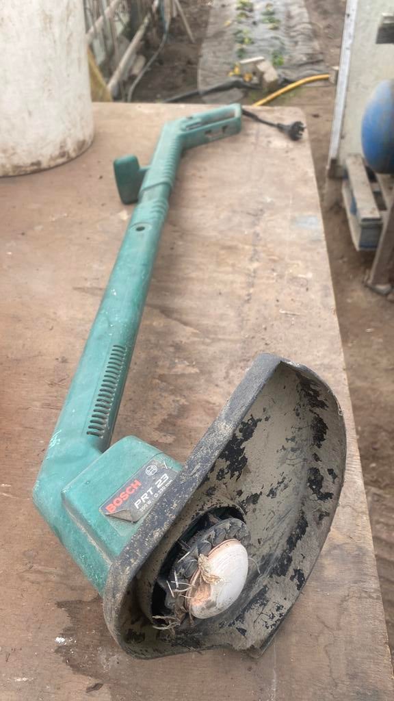 Bosch elektrische kantensnijder, Tuin en Terras, Ophalen, Gebruikt, 10 tot 30 cm, Bosch