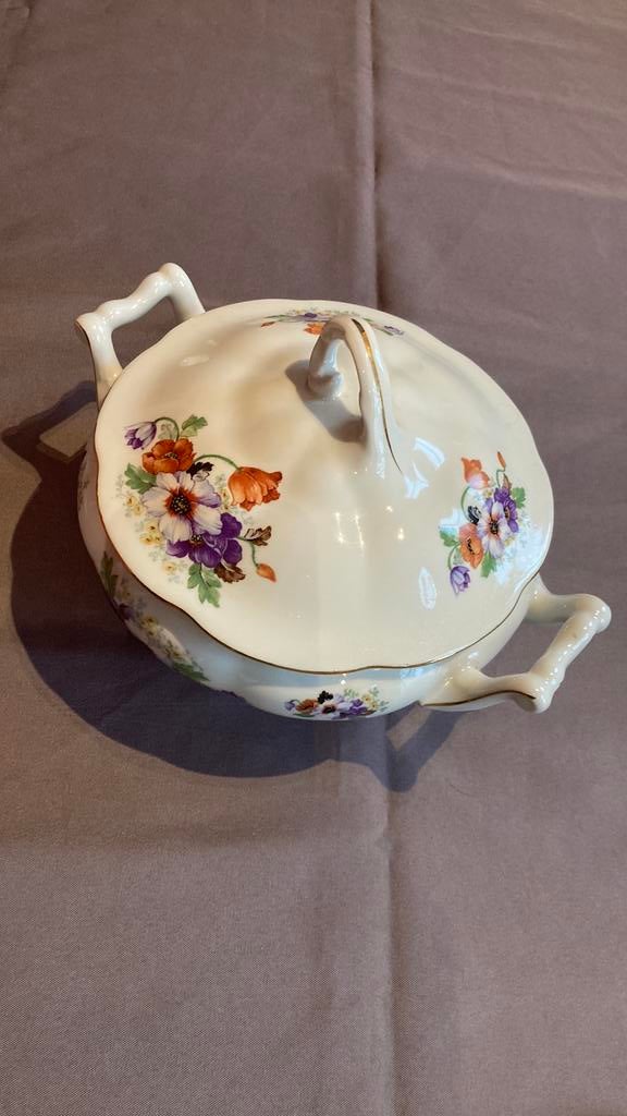 Antieke soeppan met een diameter van 20 cm, Ophalen