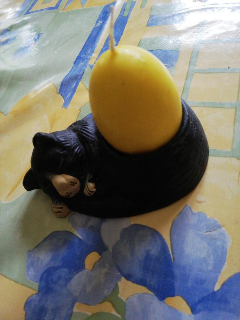 Bougeoir chat avec bougie. Neuf., Enlèvement ou Envoi, Comme neuf, Bougie
