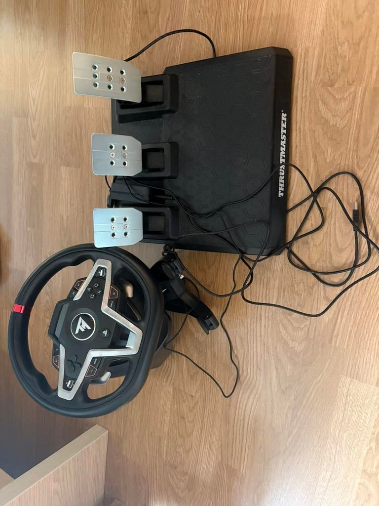 Thrustmaster T248, Games en Spelcomputers, Spelcomputers | Sony Consoles | Accessoires, Ophalen, Zo goed als nieuw, Stuur of Pedalen