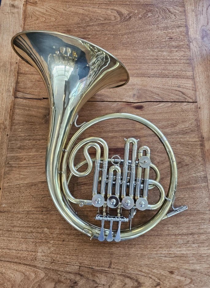 Cor d'harmonie Schenkelaars Eindhoven en si bémol A, Musique & Instruments, Instruments à vent | Cors, Utilisé, Cor en si bémol