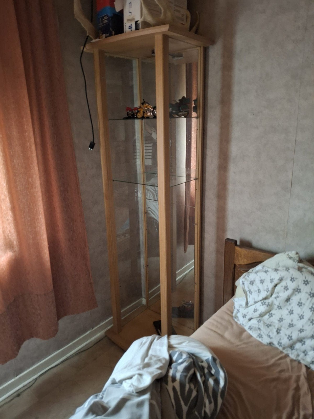eetplaat en salon en slaapkamer, Huis en Inrichting, Ophalen