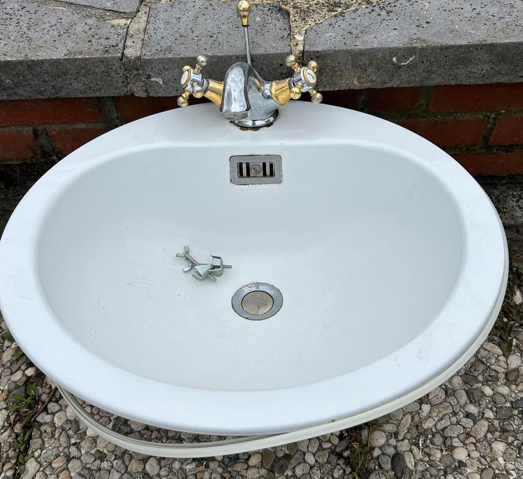 Evier sdb + robinet mitigeur avec joint evier bouchon, Enlèvement, Utilisé, Lavabo ou Évier