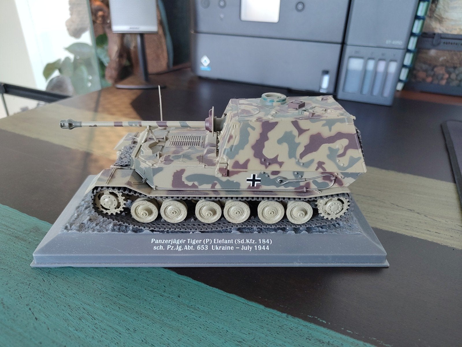 Panzerjäger Tiger Elefant WW2 tank model, Enlèvement
