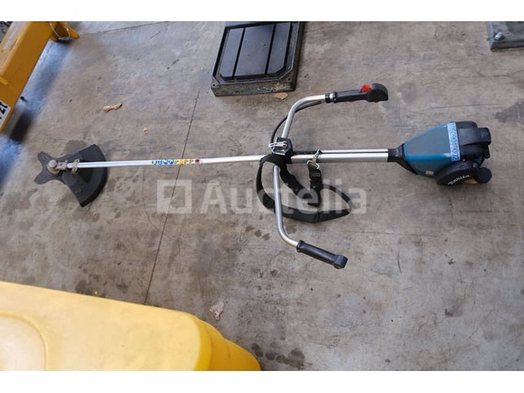 Makita DBC290 benzine bosmaaier