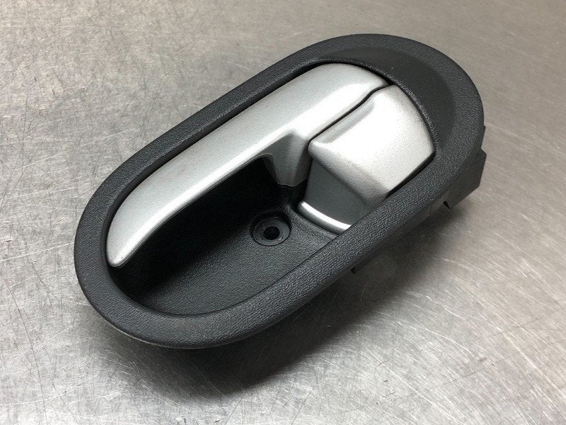 PORTIERGREEP BUITEN LINKS Mitsubishi Colt (Z2 / Z3), Gebruikt, Links, Mitsubishi