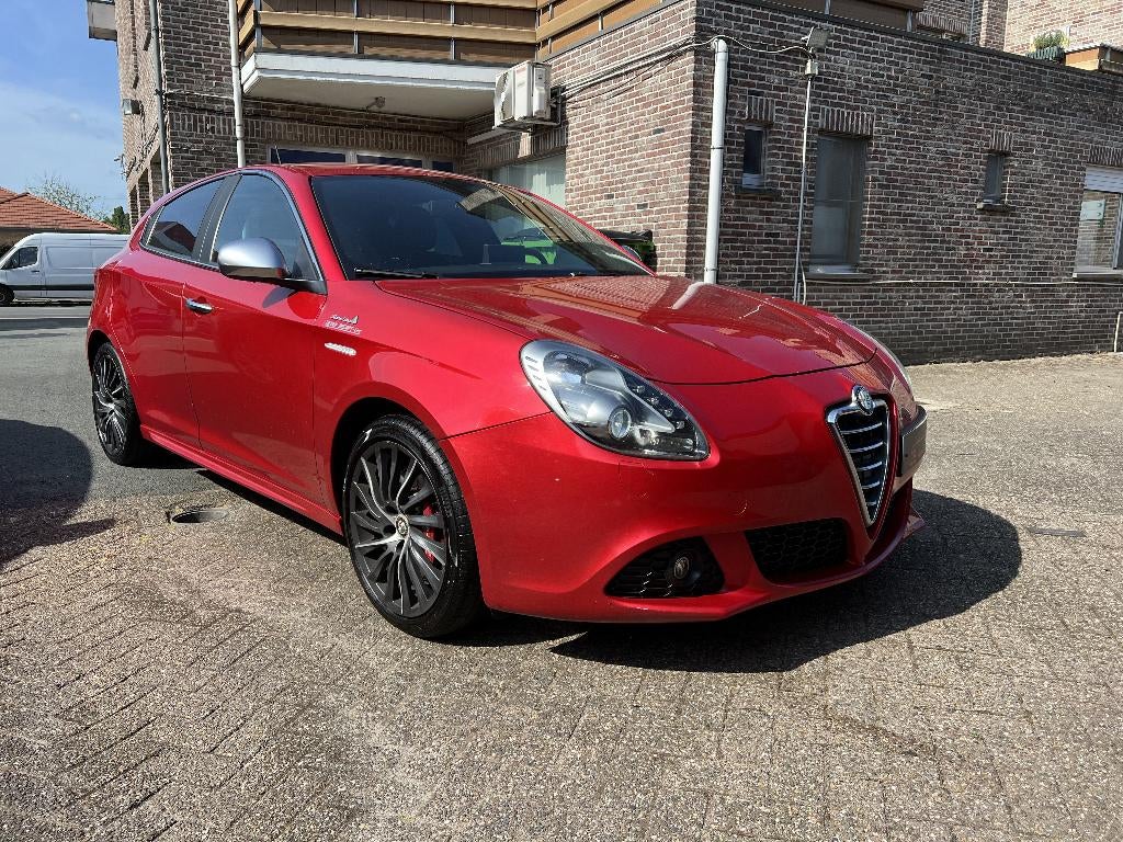 alfa romeo giulietta 2.0 d, AUTOMAAT, CAR PASS,euro5, Auto's, Alfa Romeo, Bedrijf, Lease, Giulietta, ABS, Airbags, Airconditioning