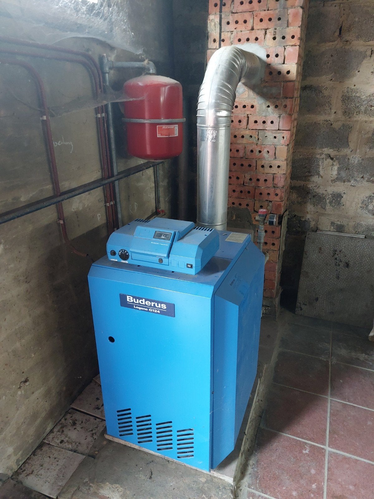 La chaudière à gaz Buderus peut être récupérée gratuitement, Enlèvement