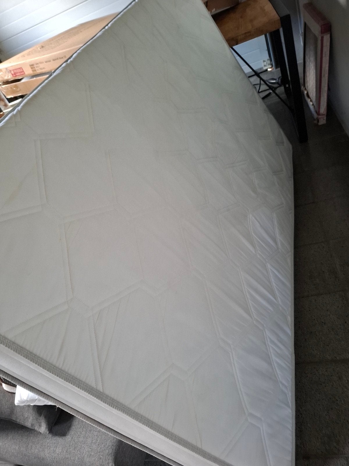 matras 120 200 op kot gebruikt, Ophalen, Gebruikt