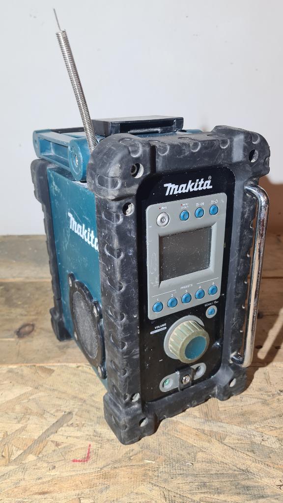Makita BMR100 Bouwradio Accu of Netsnoer, Ophalen of Verzenden, Gebruikt, Bouwradio