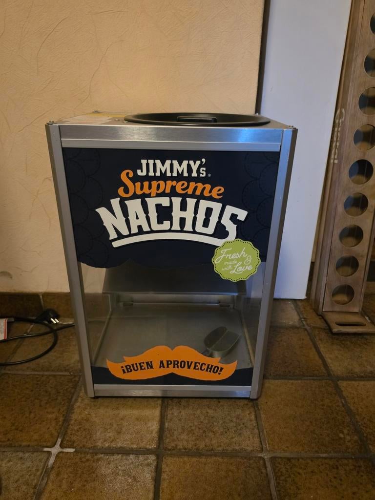 Nacho machine, Ophalen