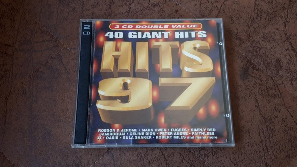 CD - 40 Giant Hits 97 - 2 CD double value - €1.00, Verzenden, Gebruikt, Verzamelalbum