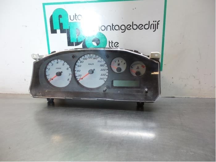 Instrument de bord d'un Nissan Primera (Primera P99-), -, 3 mois de garantie, Utilisé, -