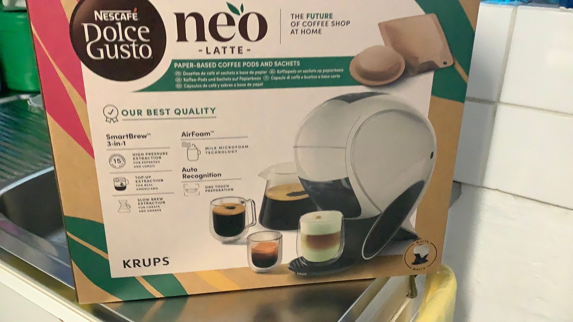 Koffie machine Dolce Gusto neo, Elektronische apparatuur, Koffiezetapparaten, Ophalen, 1 kopje, Koffiepads en cups, Afneembaar waterreservoir
