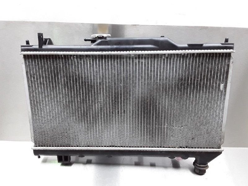 RADIATEUR EAU Toyota Avensis (T22) (01-1997/02-2003), Dhr. M. Roggen, Toyota, Stadsweg 37 37
9917 PV  WIRDUM GR., NL, Utilisé