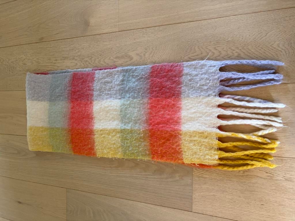 Sjaal met kleurtjes, Kleding | Dames, Mutsen, Sjaals en Handschoenen, Ophalen of Verzenden, Sjaal