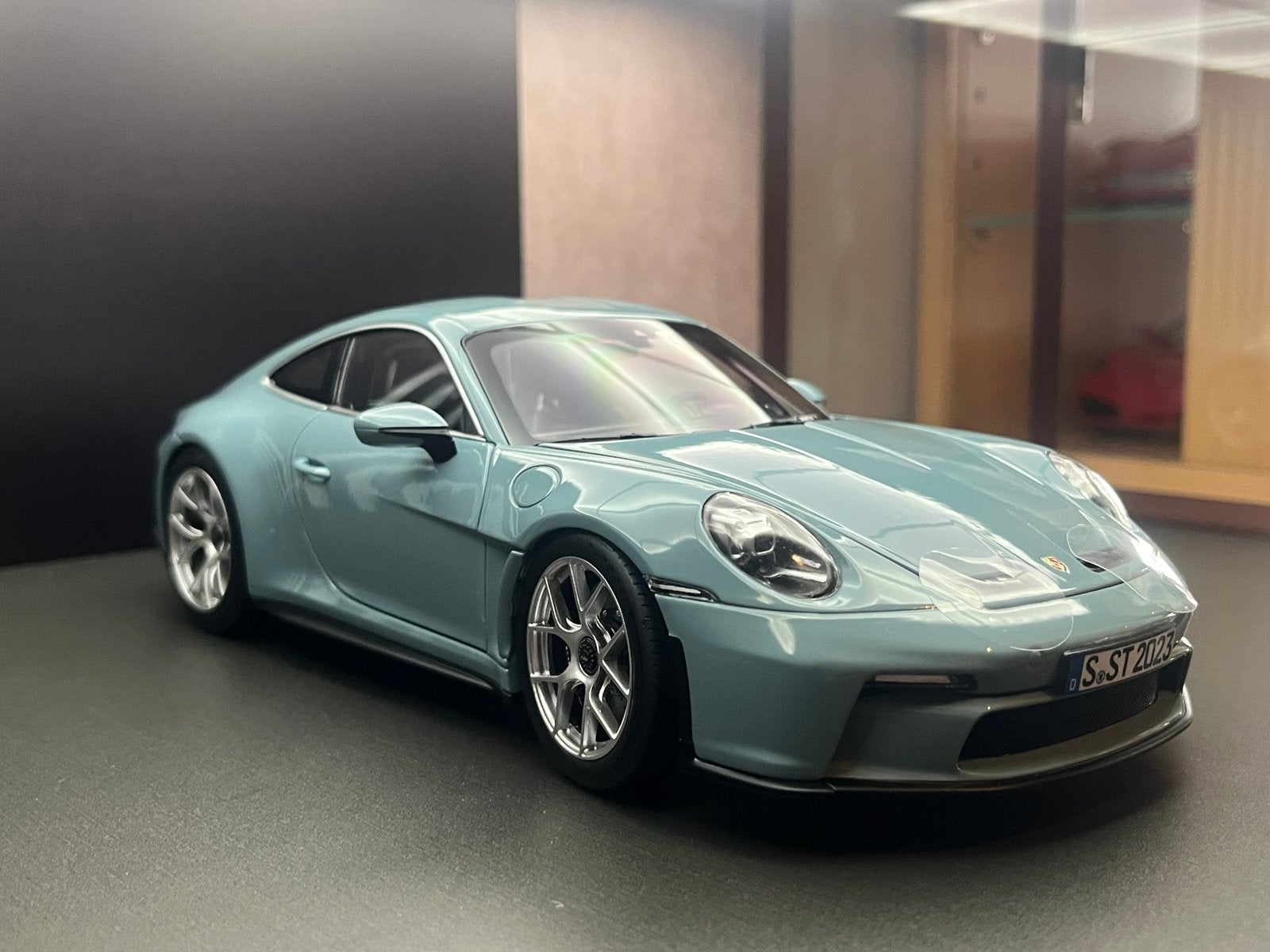 Porsche 911 S/T, Hobby & Loisirs créatifs, Voitures miniatures | 1:18, Enlèvement, Comme neuf, Norev