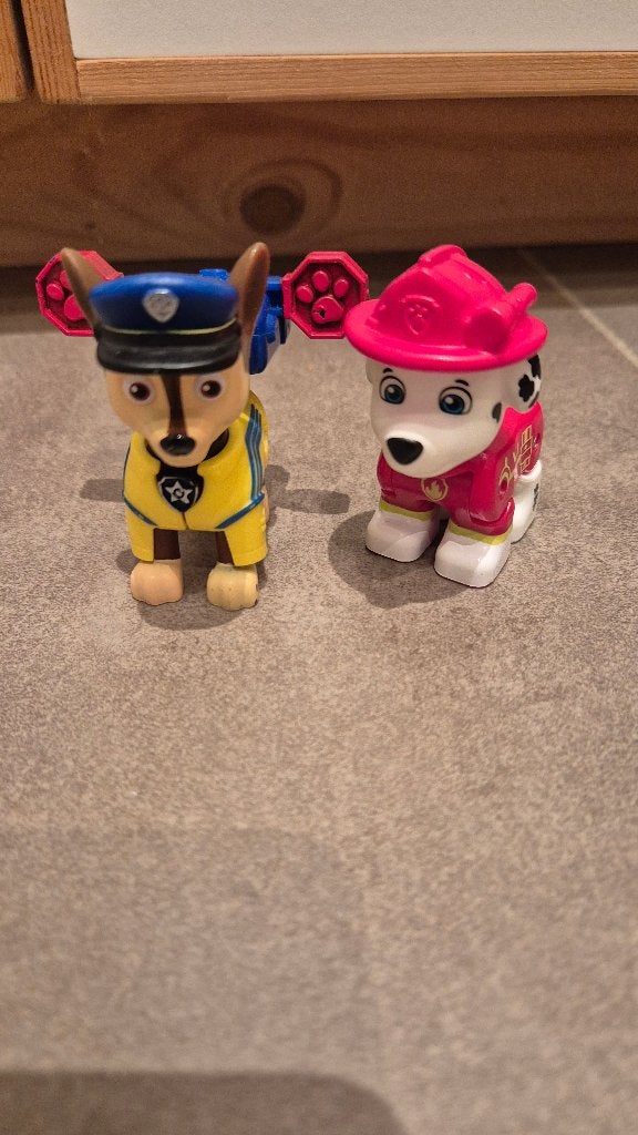 Paw Patrol Marshall en Chase figuurtjes, Ophalen of Verzenden, Gebruikt