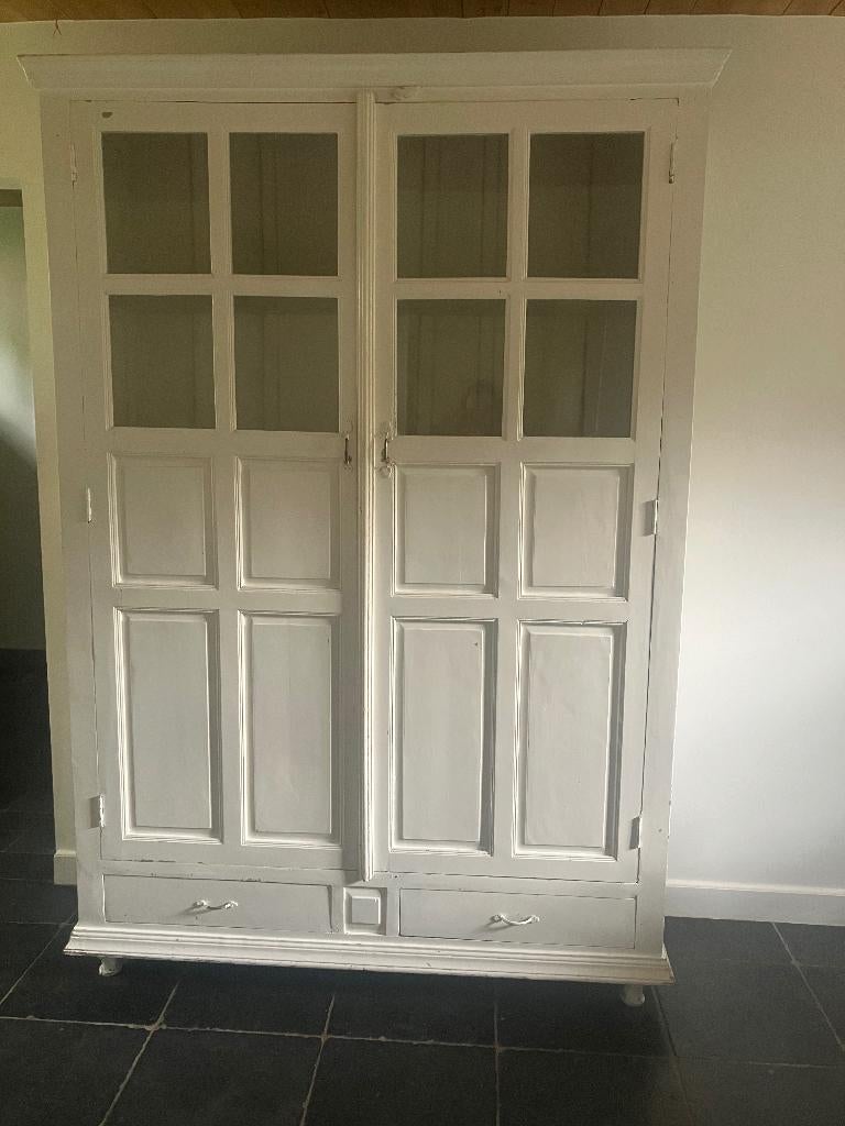 Kast, Ophalen, 100 tot 150 cm, 200 cm of meer, 25 tot 50 cm