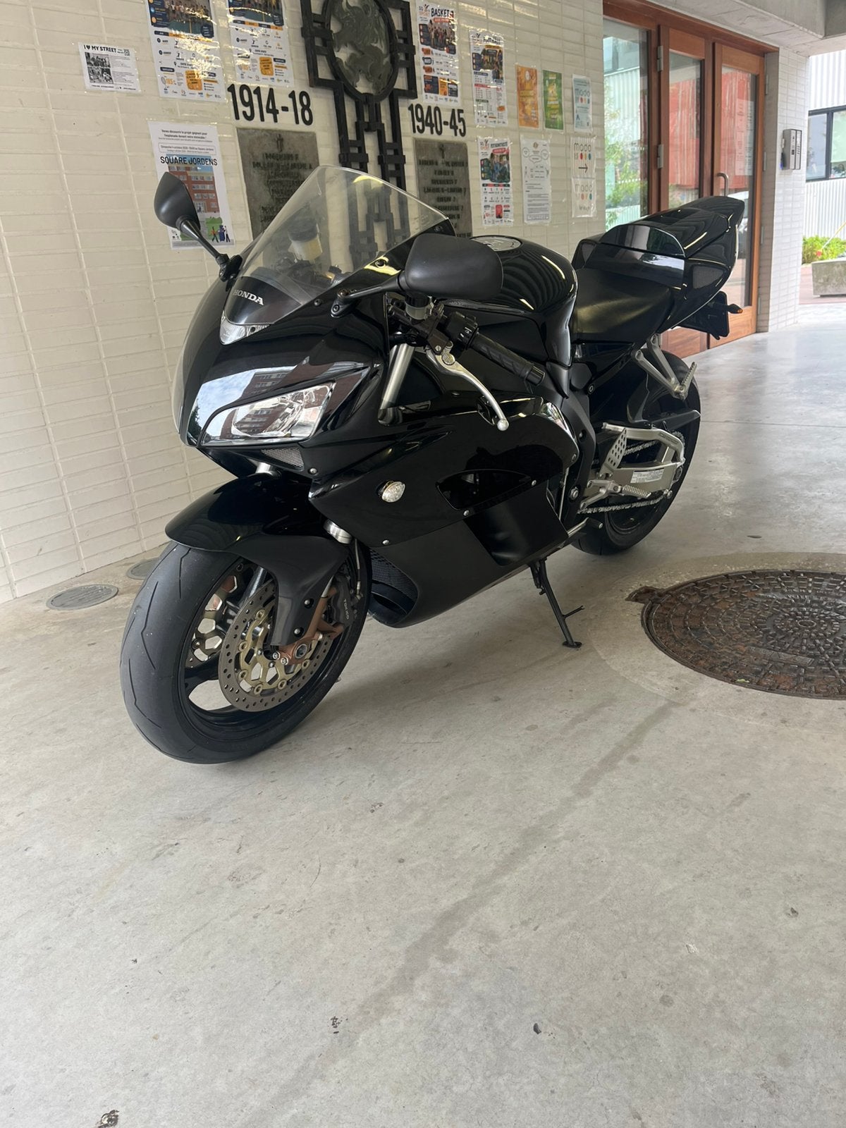 Honda CBR 1000RR 2005, Motoren, Particulier