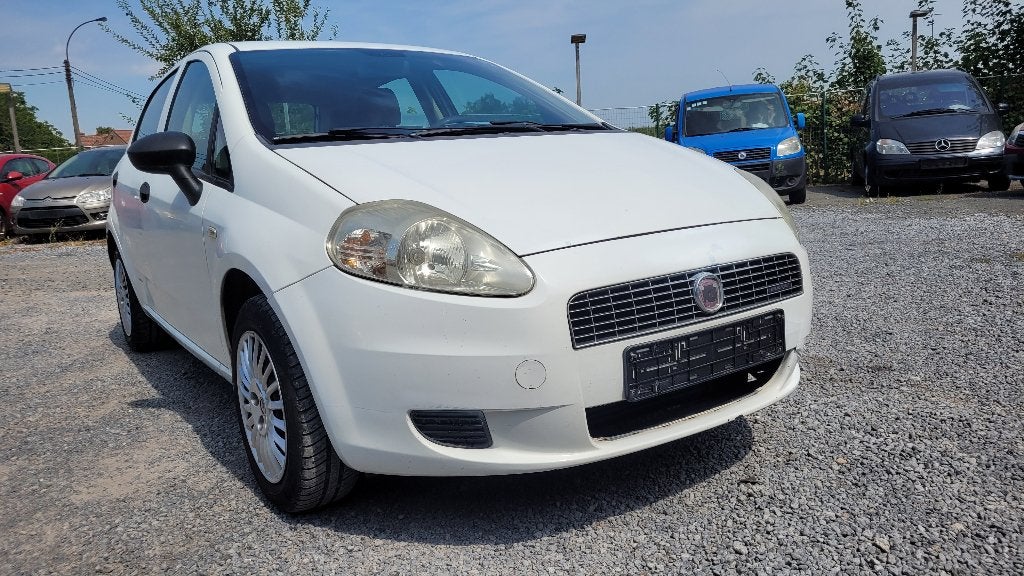 fiat punto 1.3jtd TREKHAAK 5 deurs 2007, Autos, Achat, Entreprise, Boîte manuelle, https://public.car-pass.be/vhr/c2812db0-192b-49c5-965a-c8fb4485c36d