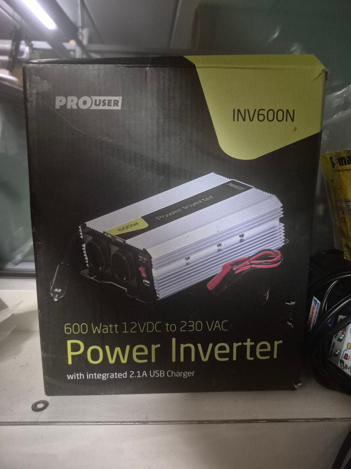 omvormer inverter 12v 220v, Ophalen, Zo goed als nieuw