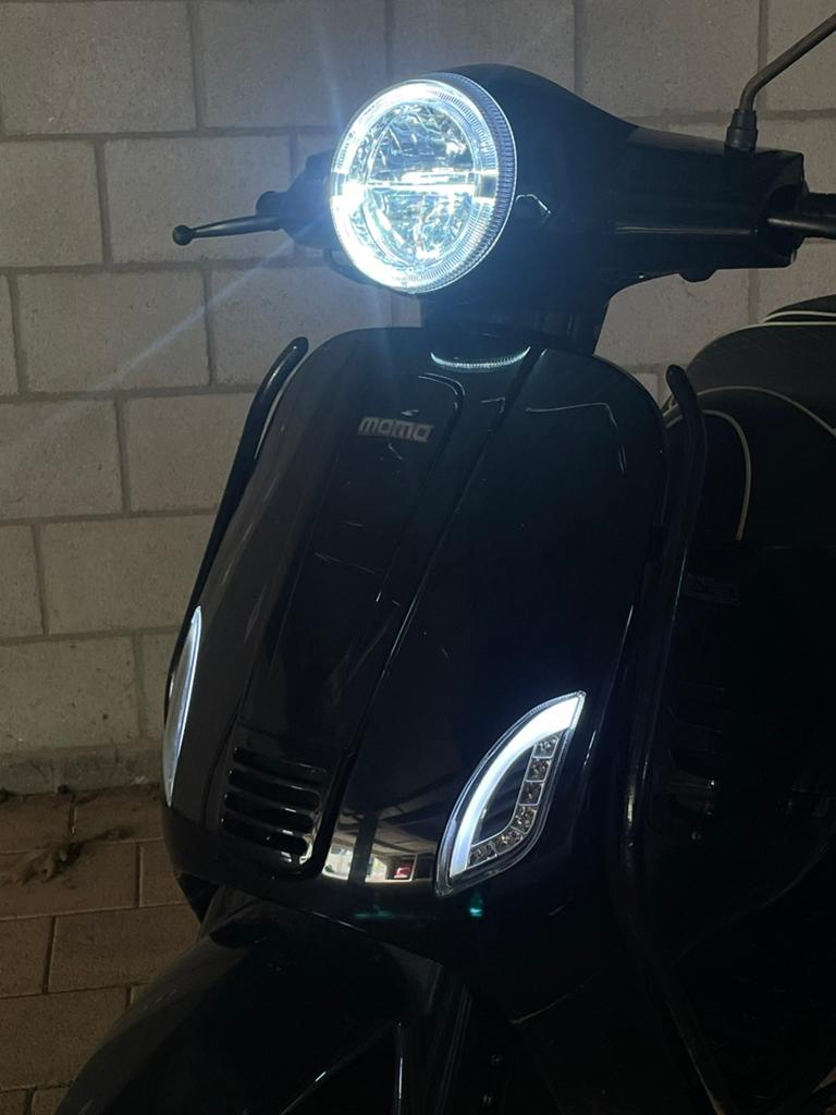 Gts Toscana | A Klasse | Bj2021 | 7.344km | Full Led | Sport, Fietsen en Brommers, Scooters | Yamaha, Gebruikt, Overige modellen