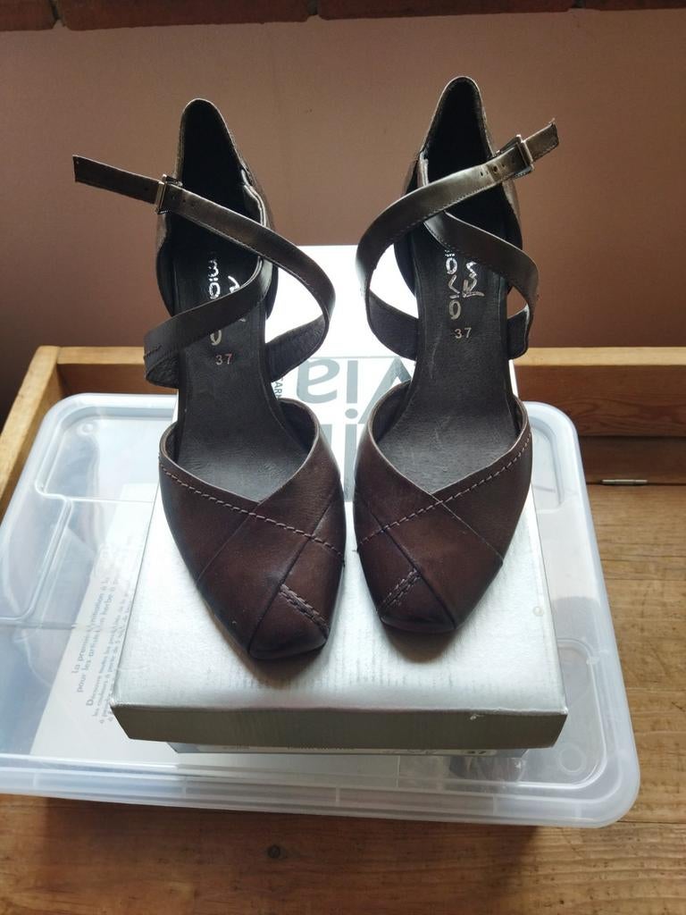 Bruine schoenen 37, Espadrilles, Bruin, Nieuw, Ophalen of Verzenden