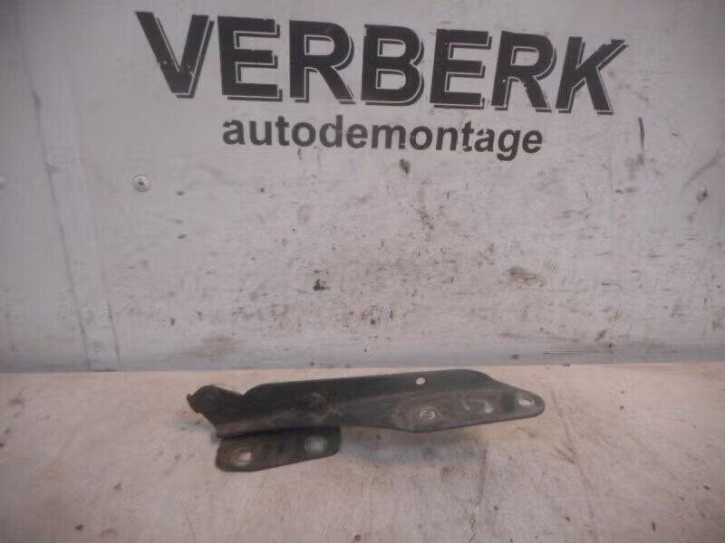 SCHARNIER links voor bagageklep MG MGF (01-1995/03-2002), Gebruikt, Kunde@mgmotordeutschland.de, SAIC Motor Deutschland GmbH, Marcel-Breuer-Straße 4 80807 München, DE