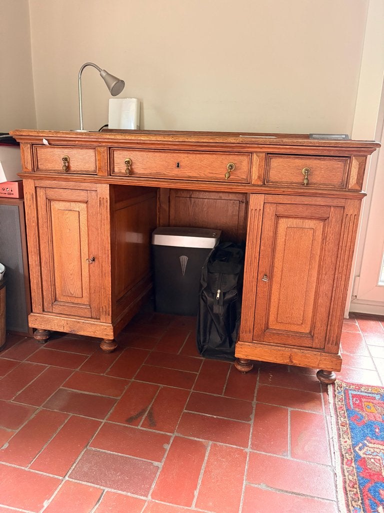 Oud massief eiken bureel met bijhorende vitrinekast, Ophalen, Gebruikt, 200 cm of meer, 75 cm of meer