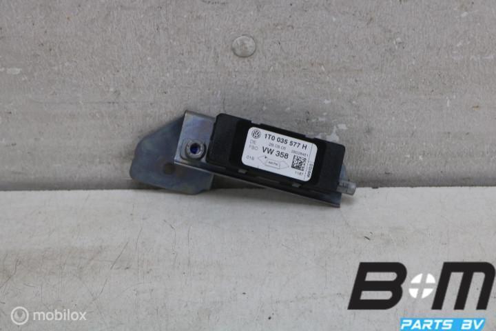 Antenneversterker + houder VW Touran 1T 1T0035577H, Utilisé