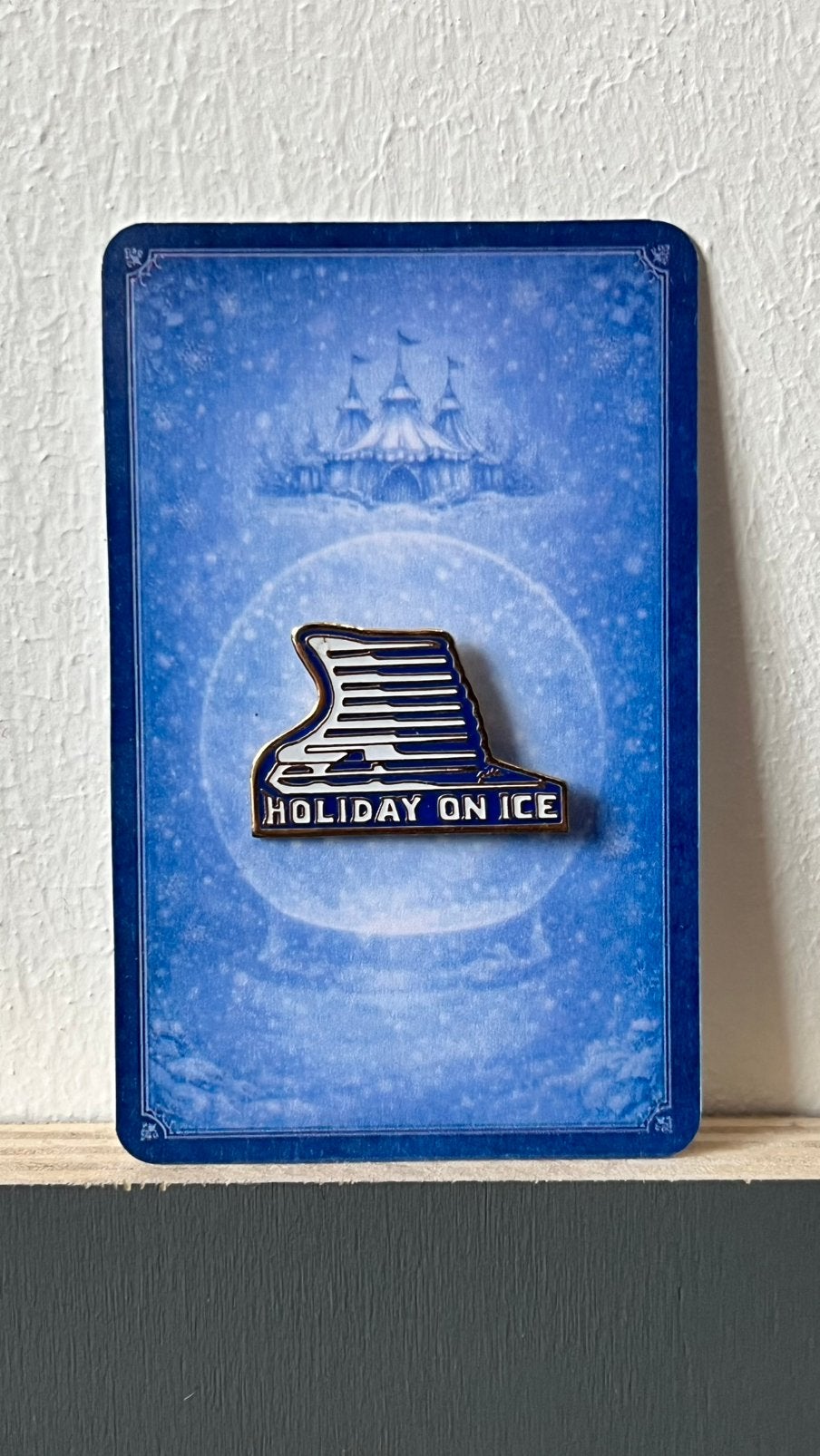 Efteling holiday on ice pin, Collections, Broches, Pins & Badges, Comme neuf, Enlèvement ou Envoi
