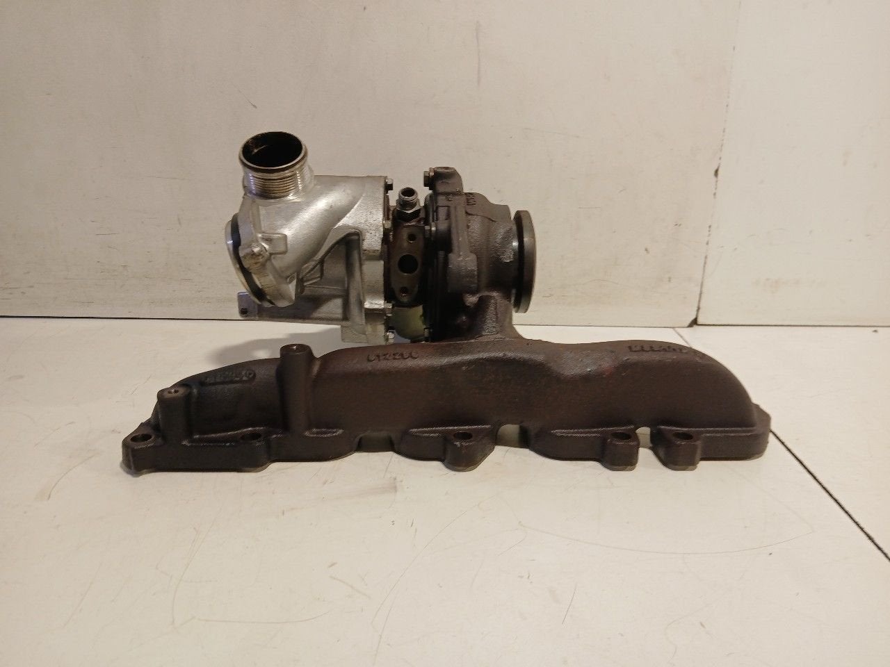 Turbo Audi A3, Van der Ven Autorecycling B.V., Gebruikt, Ettenseweg 76, 4706 PB Roosendaal, The Netherlands, Herkomst onderdeel bekend