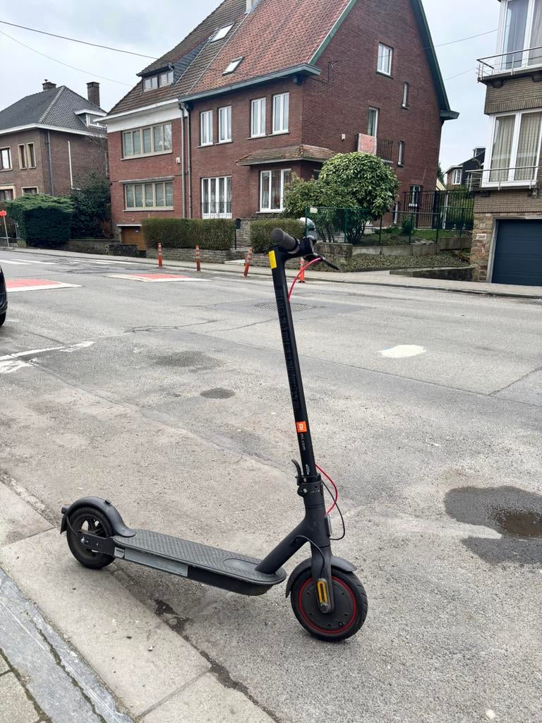 Xiaomi Mi Pro 2 – Trottinette Électrique Fiable (25 km/h), Vélos & Vélomoteurs, Trottinettes, Enlèvement, Comme neuf, Autres types