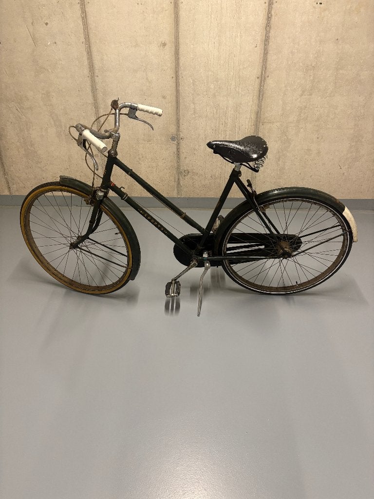 Vintage Damesfiets met Brooks B66s Zadel – Authentieke Staat, Fietsen en Brommers, Ophalen, Sparta, Gebruikt, Velgrem
