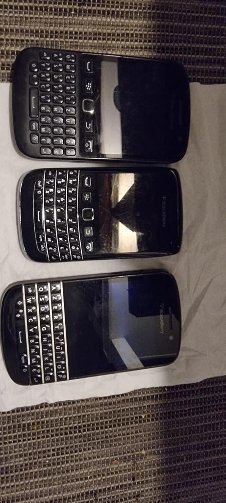 trois Gsm blackberry