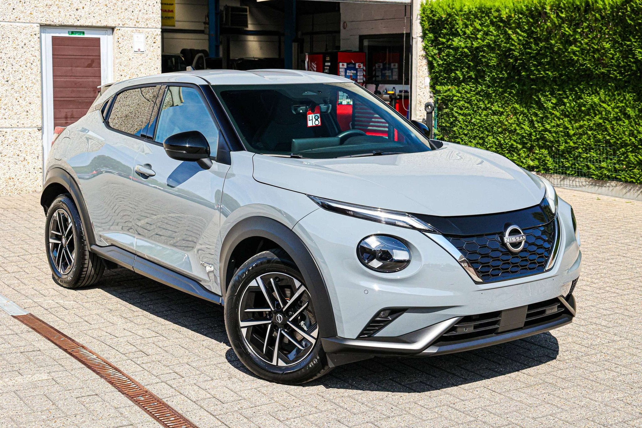 Nissan Juke N-CONNECTA*AUTOMAAT*ACHTERUITRIJCAMERA*APPLE-CAR, Stof, Gebruikt, Zwart, https://public.car-pass.be/vhr/c0edac91-c9ed-4ee6-b327-6040cb297af2