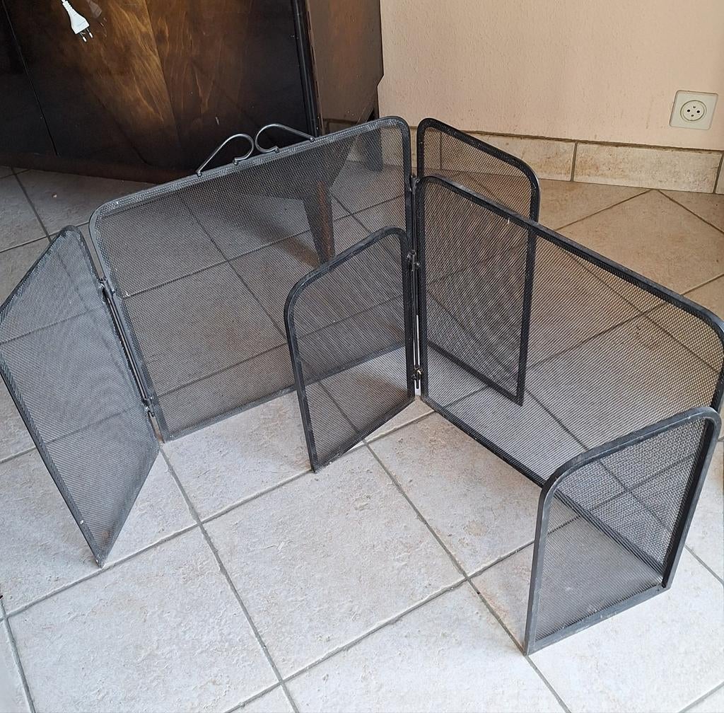 Deux pare-feu plus accessoires cheminée, Maison & Meubles, Enlèvement
