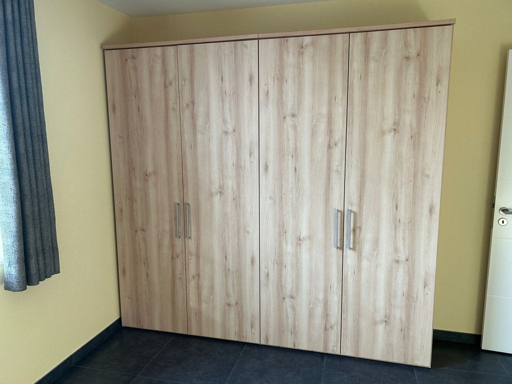 Kleerkast met dubbele deur - 1,2 m breed x 2,25 m hoog, Huis en Inrichting, Kasten | Kleerkasten, Ophalen, Met deur(en), 100 tot 150 cm