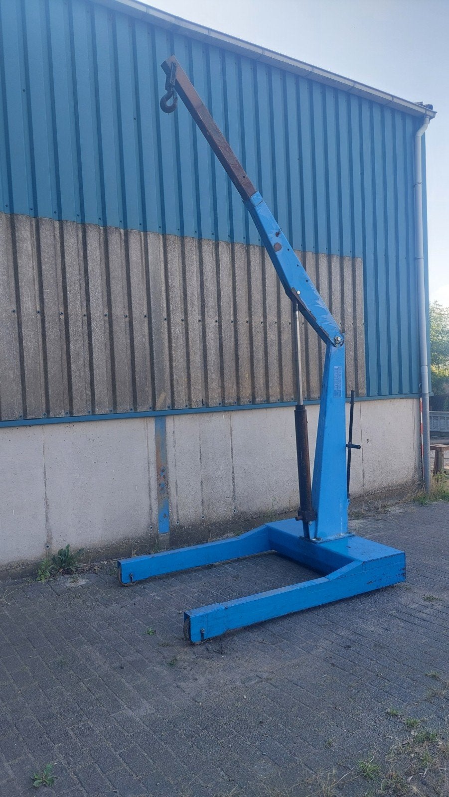 Werkplaatskraan 2000kg 4 meter, Ophalen