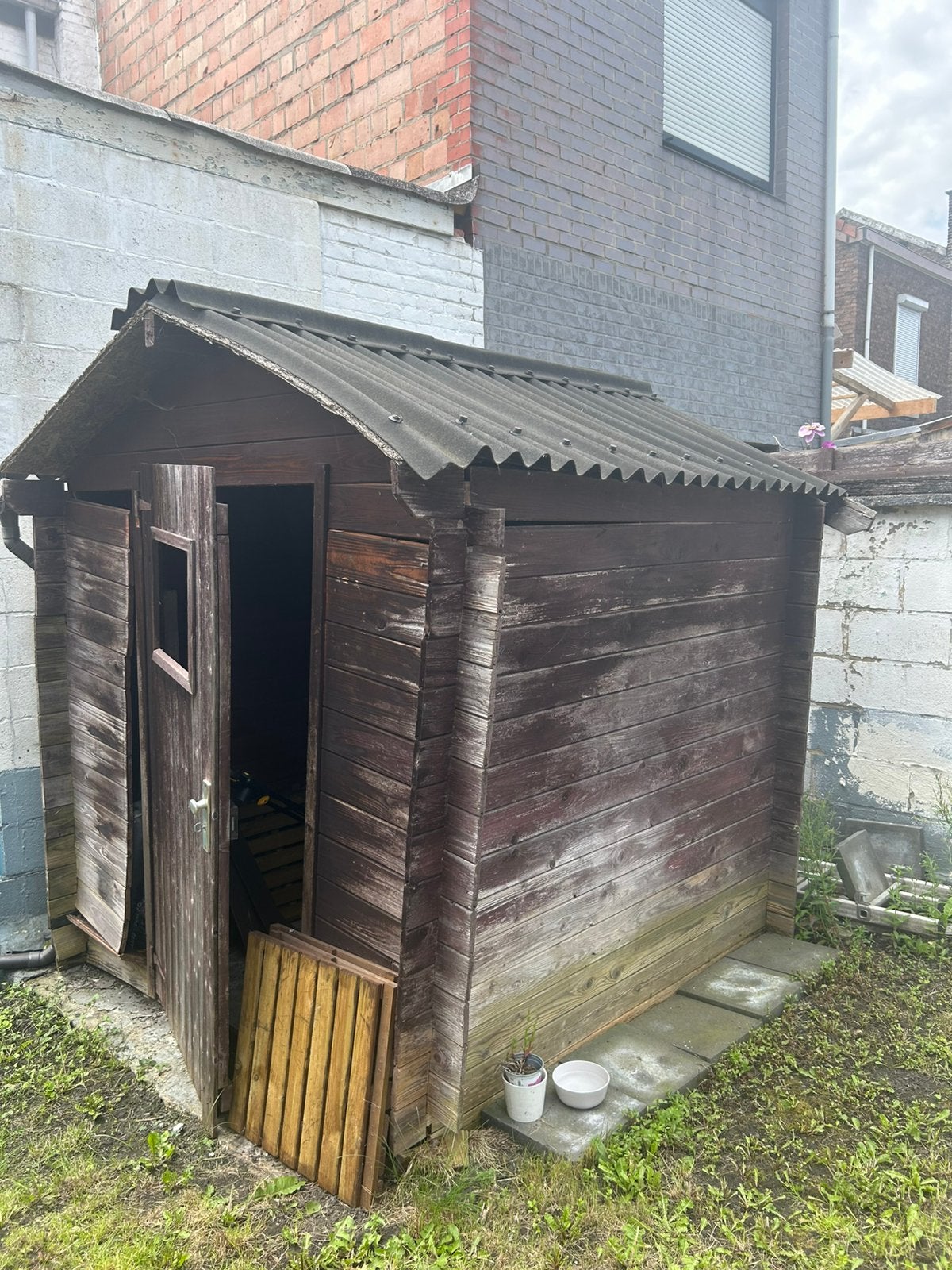 Cabanon de jardin a donner !, Enlèvement, Comme neuf