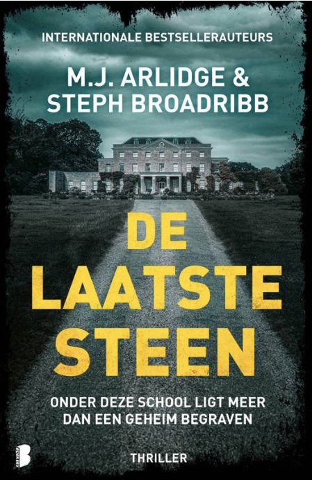 Thriller 'De laatste steen' M.J Arlidge & Steph Broadribb, Verzenden, Zo goed als nieuw