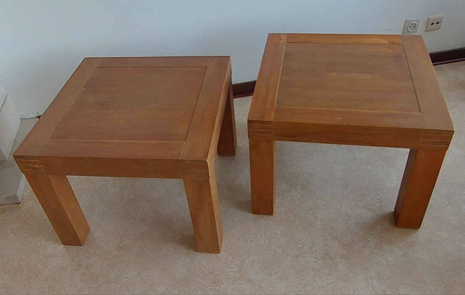 Table de salon en tek 60x60x45, Enlèvement