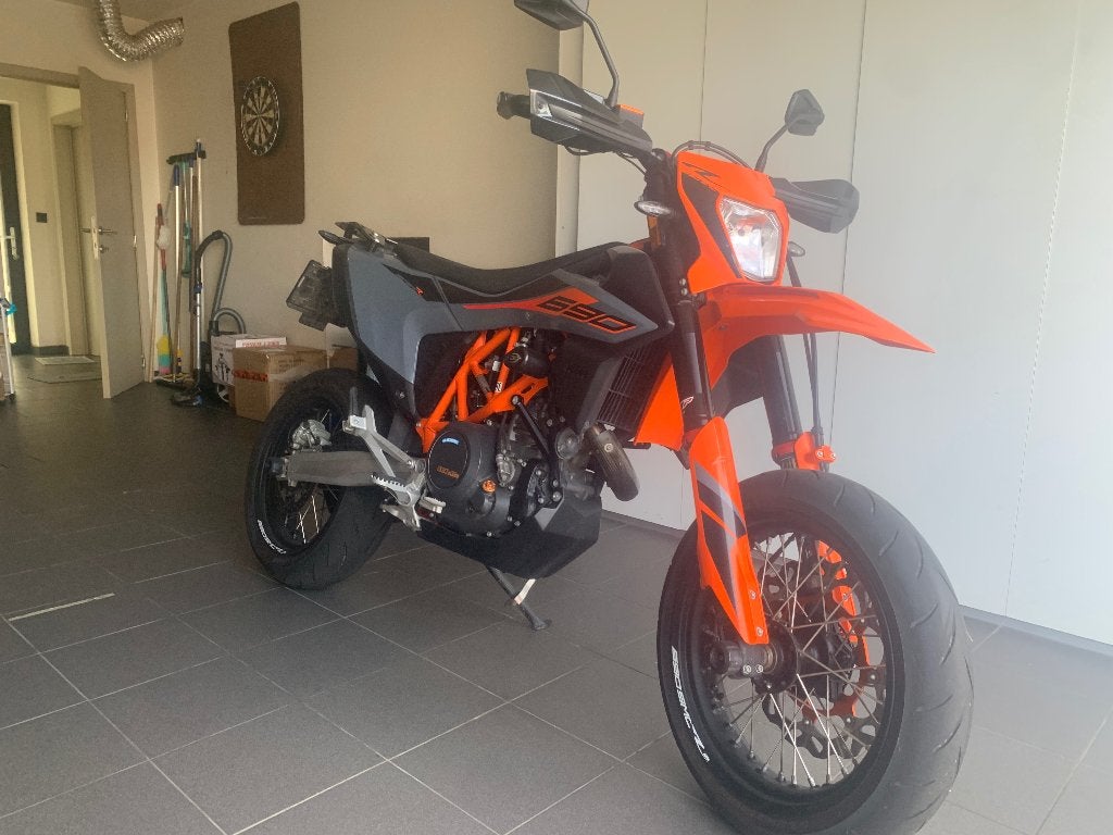 KTM 690 Smc r, Motos, Permis Moto A, Plus de 35 kW, Particulier, Contrôle de traction