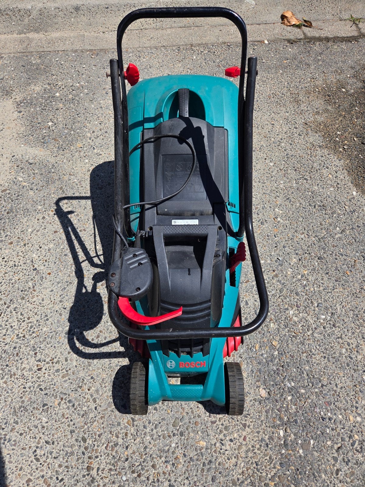 Bosch Rotak 340 tondeuse à gazon, Jardin & Terrasse, Tondeuses à gazon, Moins de 30 cm, Tondeuse rotative, Enlèvement, Utilisé