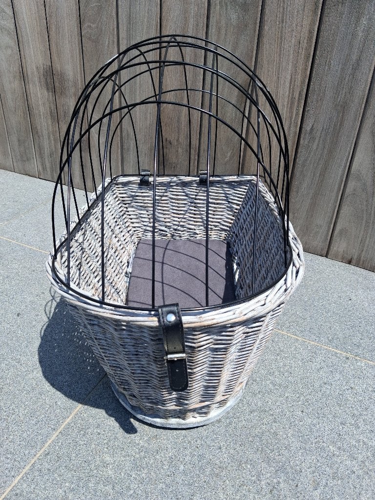 Fietsmand hond, Ophalen, Zo goed als nieuw, Fietsmand